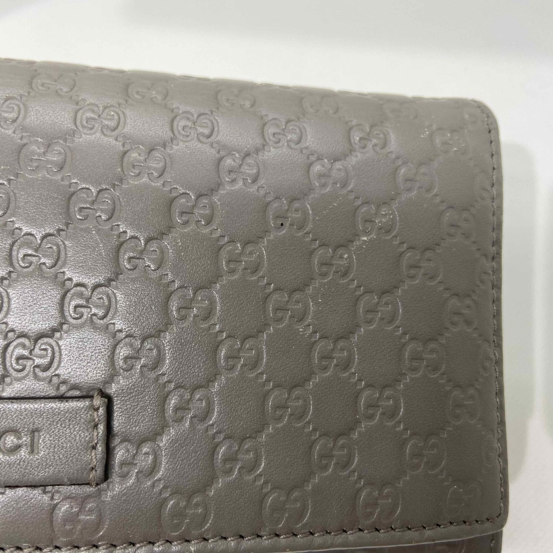 Gucci(グッチ)のグッチ　長財布　マイクログッチ　シマレザー　グレー　レディース レディースのファッション小物(財布)の商品写真