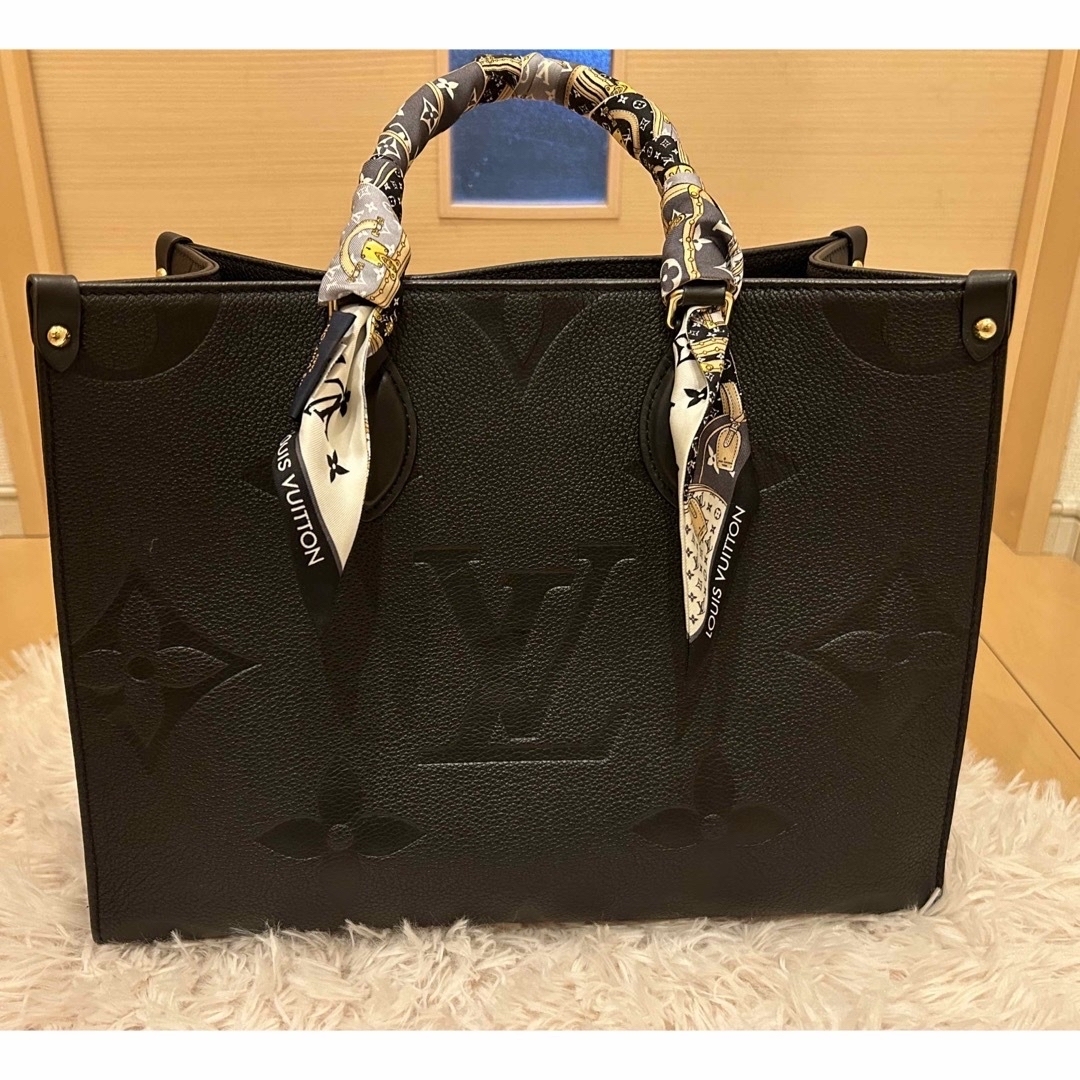 バッグ【美品】LOUIS VUITTON オンザゴー　mm