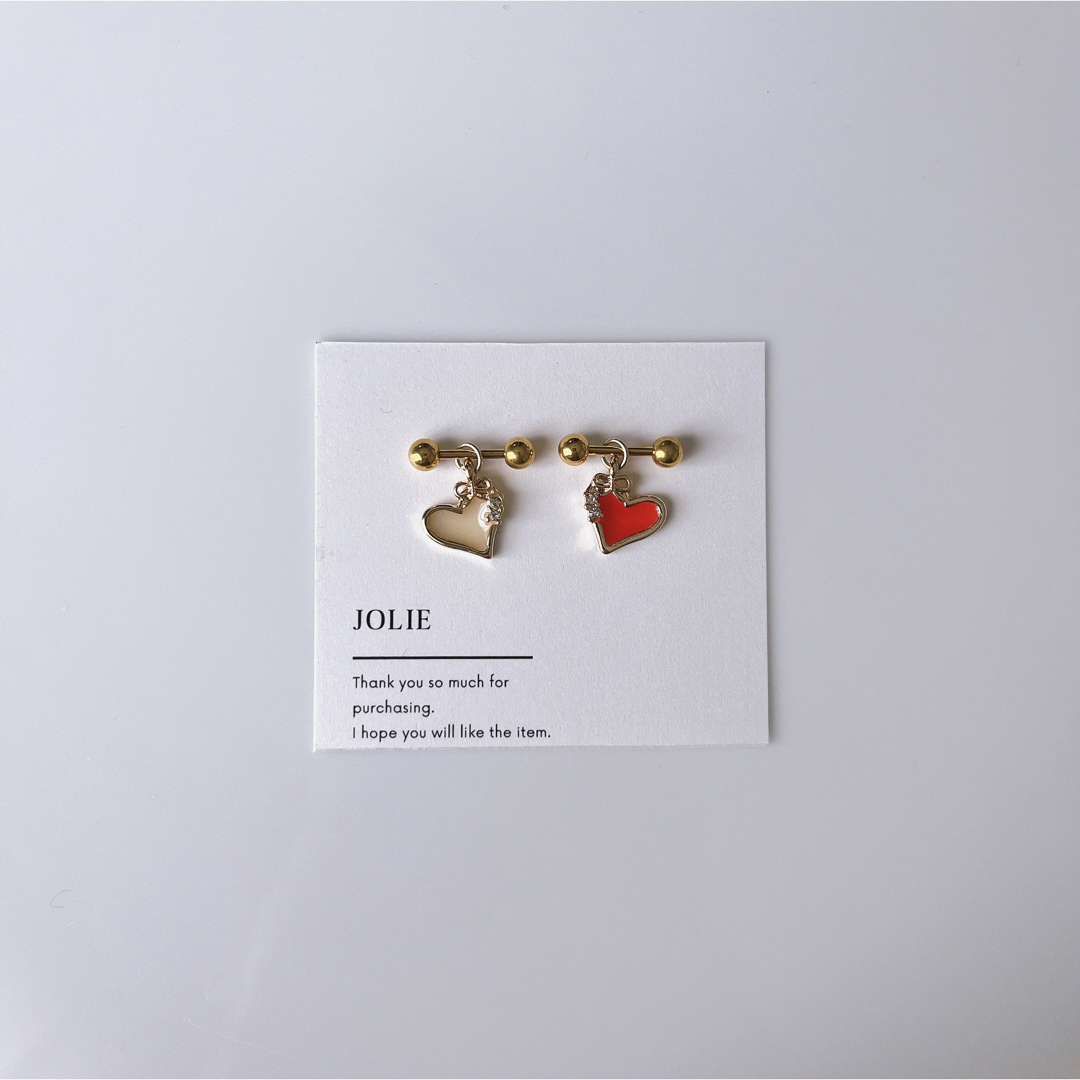 片耳ピアス ボディピ 軟骨ピアス　トラガス　ゴールド　ハート　赤 レディースのアクセサリー(ピアス)の商品写真