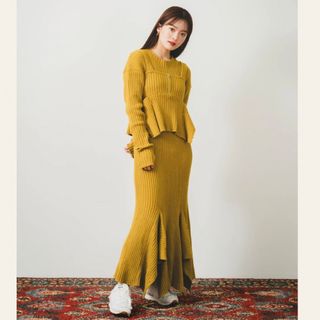 pinue ペプラムヘムニットセットアップ（YELLOW）(ロングワンピース/マキシワンピース)