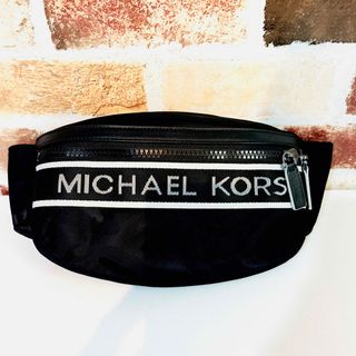 マイケルコース(Michael Kors)のメンズ MICHAEL KORS マイケルコース バッグ BLACK ブラック(ショルダーバッグ)