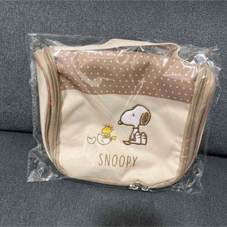 スヌーピー(SNOOPY)の★新品未使用品★スヌーピー　多機能プレミアムトラベルポーチ(ポーチ)