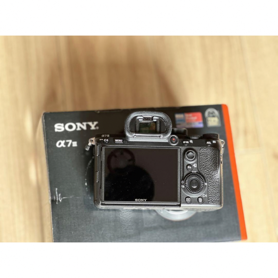 SONY(ソニー)のMoecco 様専用　α7III ILCE-7M3 ( a7iii )  スマホ/家電/カメラのカメラ(ミラーレス一眼)の商品写真