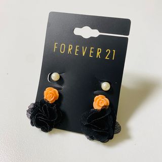 フォーエバートゥエンティーワン(FOREVER 21)のFOREVER21♡ピアスセット(ピアス)