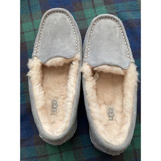 アグ(UGG)のUGG スリッポン　グレー(スリッポン/モカシン)