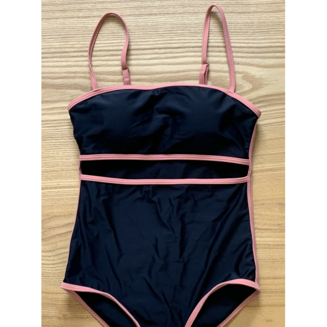 パイピング ワンピース スイムウェア M ブラックピンク 新品未使用 美品 レディースの水着/浴衣(水着)の商品写真