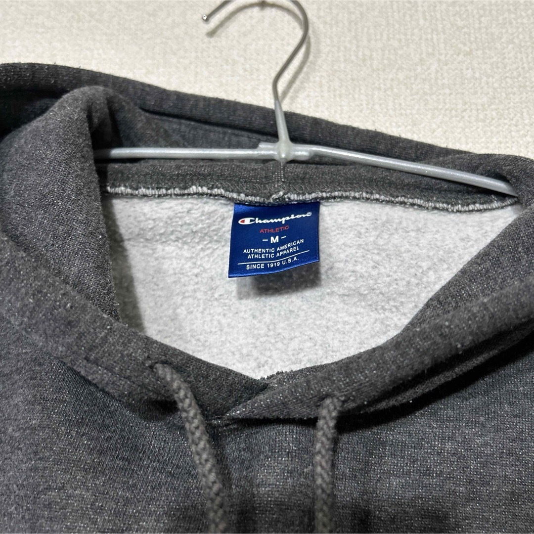 Champion(チャンピオン)のチャンピオン　パーカー　チャコール メンズのトップス(パーカー)の商品写真