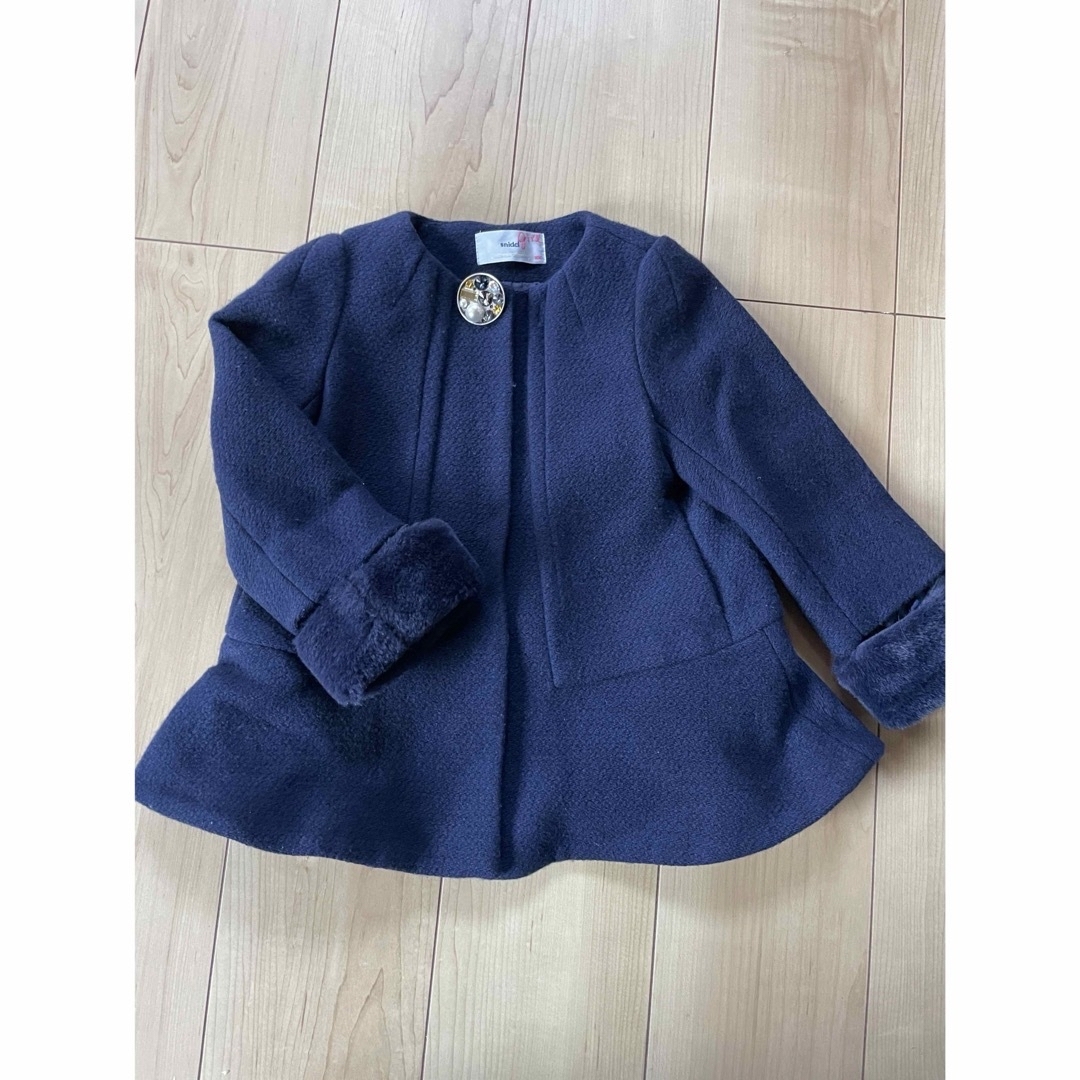 SNIDEL(スナイデル)のスナイデルガール　ビジューコート　100 キッズ/ベビー/マタニティのキッズ服女の子用(90cm~)(コート)の商品写真