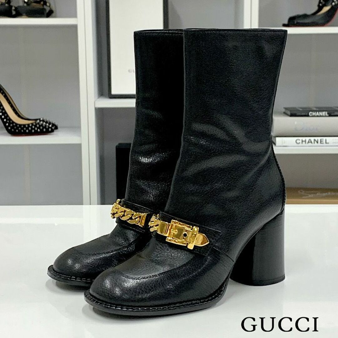 Gucci(グッチ)の8456 グッチ レザー チェーンベルト ショートブーツ ブラック レディースの靴/シューズ(ブーツ)の商品写真