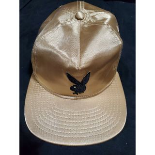 ニューエラー(NEW ERA)のNewera×PLAYBOYコラボ金キャップ(キャップ)