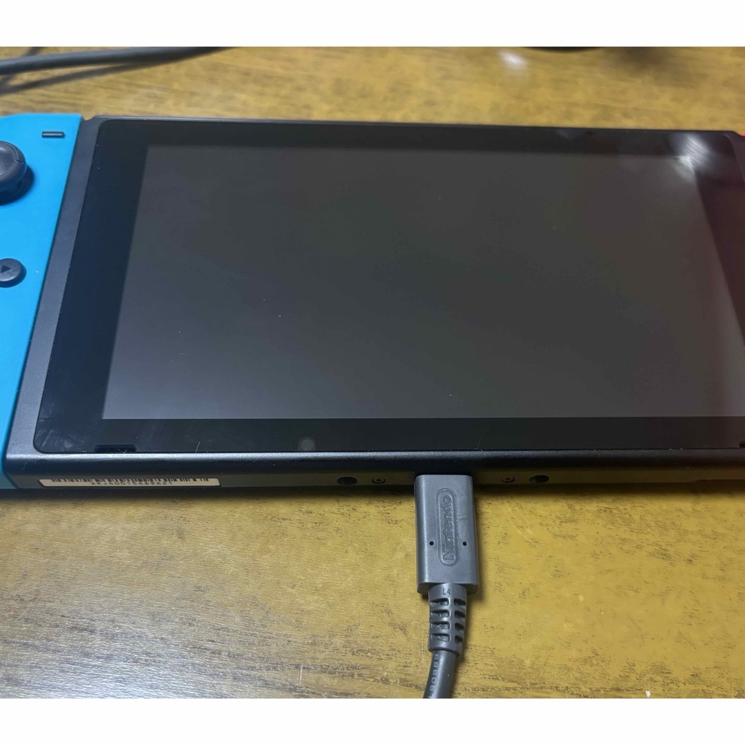 Nintendo Switch(ニンテンドースイッチ)のNintendo Switch ゲーム機本体＋付属品 エンタメ/ホビーのゲームソフト/ゲーム機本体(携帯用ゲーム機本体)の商品写真