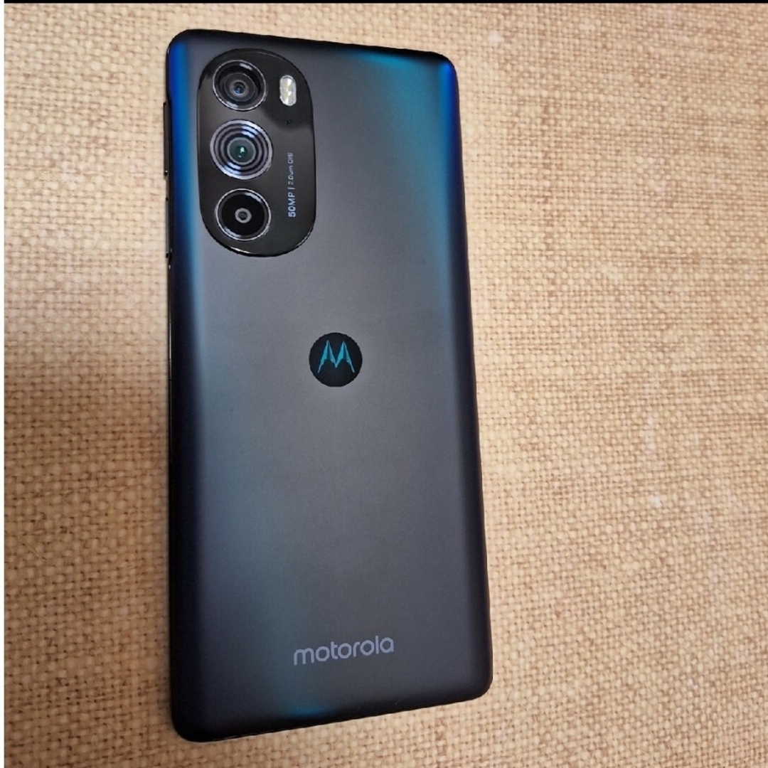 Motorola(モトローラ)のモトローラ　edge 30 pro motorola スマホ/家電/カメラのスマートフォン/携帯電話(スマートフォン本体)の商品写真