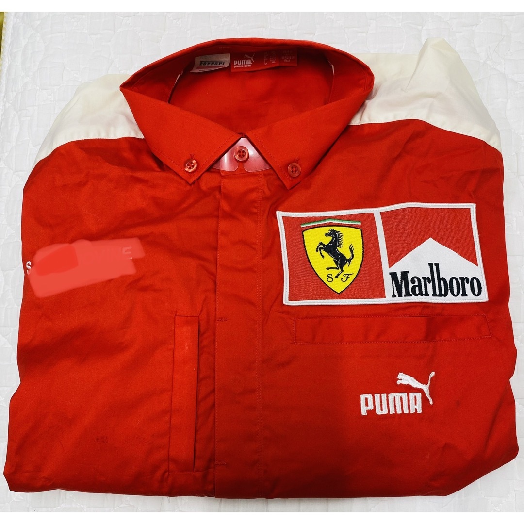 Ferrari(フェラーリ)の期間限定　新品未使用　スクーデリアフェラーリF1チームスタッフ専用長袖シャツ エンタメ/ホビーのコレクション(その他)の商品写真