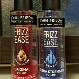 ロクシタン(L'OCCITANE)のFrizz Ease, Extra Strengthヘアセラム(トリートメント)