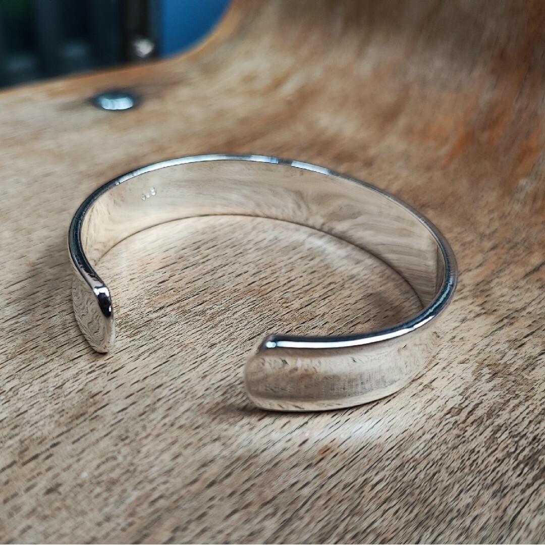 925 STERLING SILVER BANGLE/シルバーバングル メンズのアクセサリー(バングル/リストバンド)の商品写真