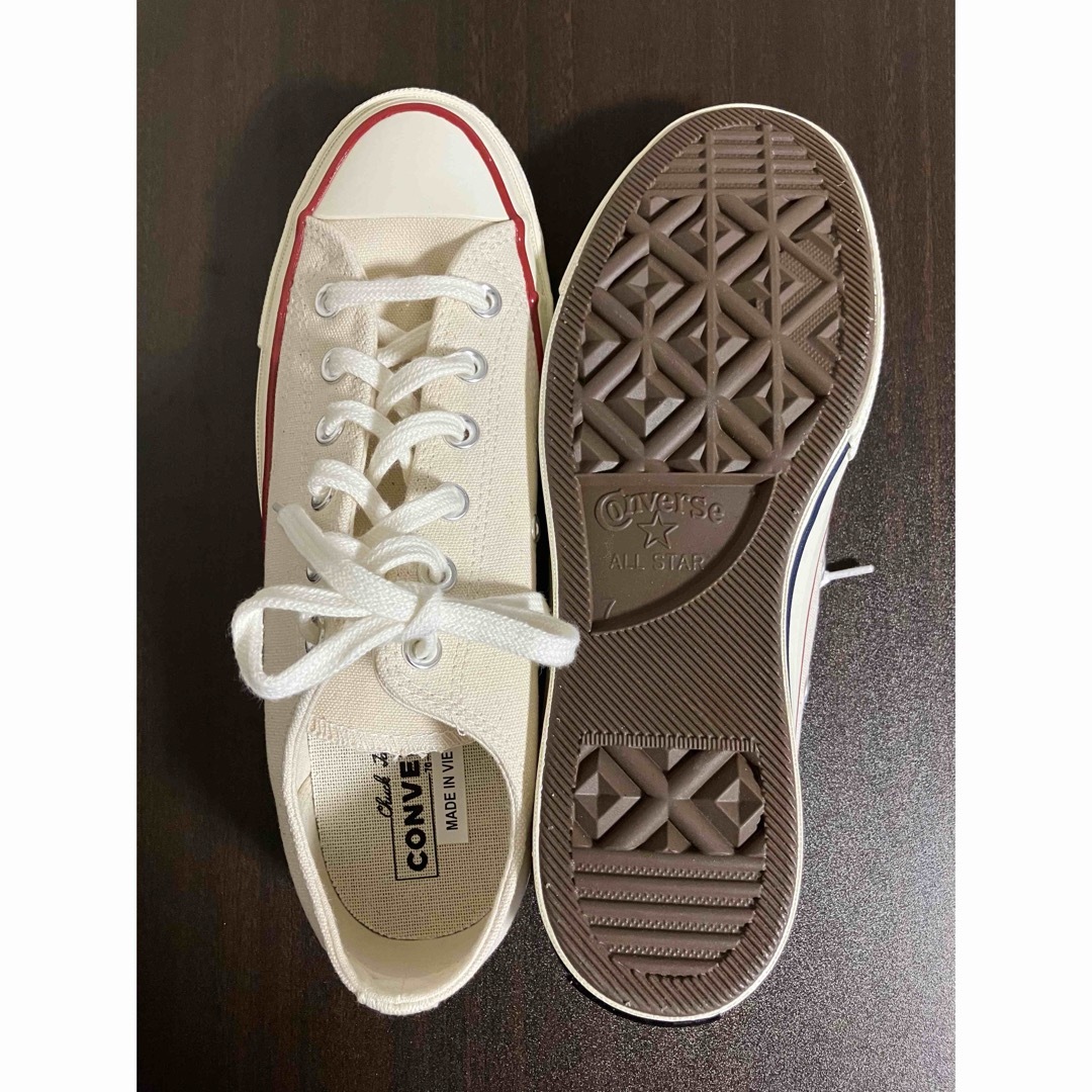 CONVERSE(コンバース)のコンバース チャックテイラー ローカット 生成り 25.5cm CT70未使用 メンズの靴/シューズ(スニーカー)の商品写真