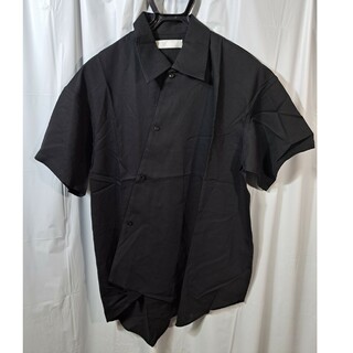 エトセンス(ETHOSENS)の未使用　タグ付き　ETHOSENS　ショートスリーブシャツ　前掛け　ブラック(シャツ)