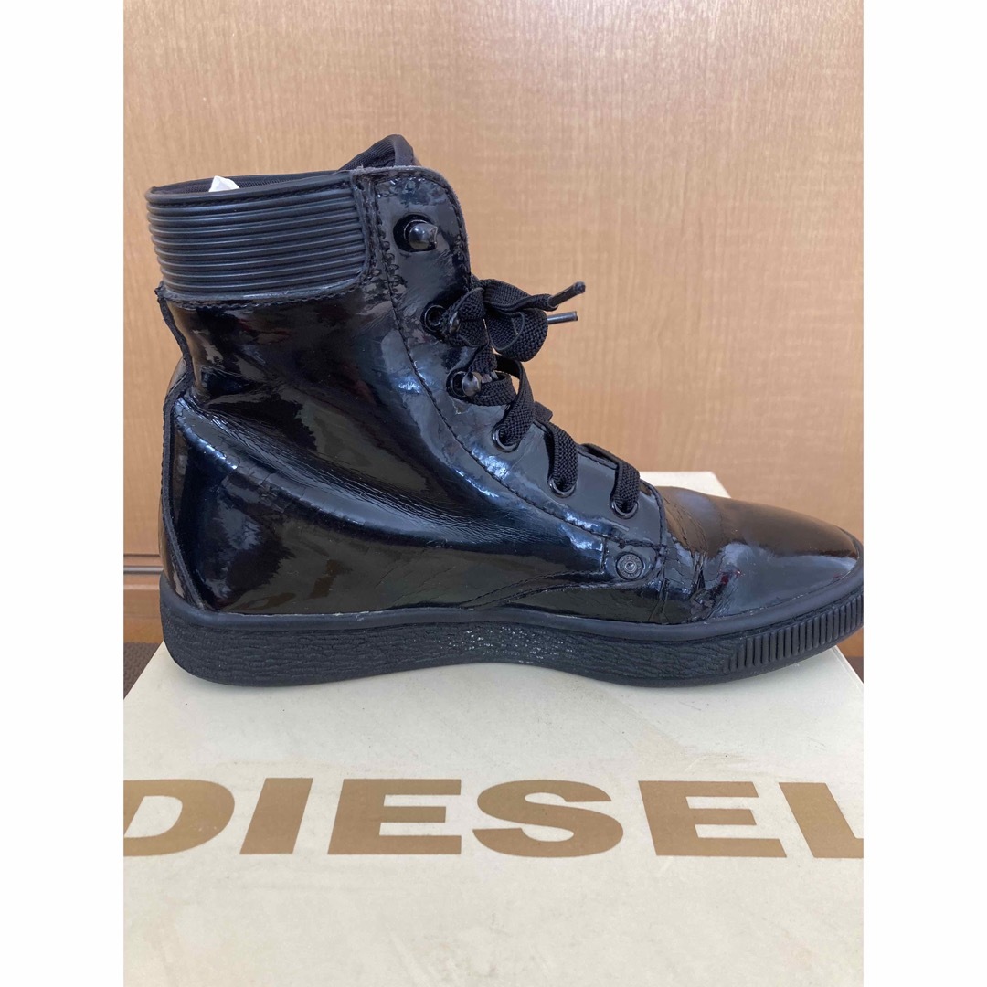 DIESEL(ディーゼル)のDIESEL レディースの靴/シューズ(ブーツ)の商品写真