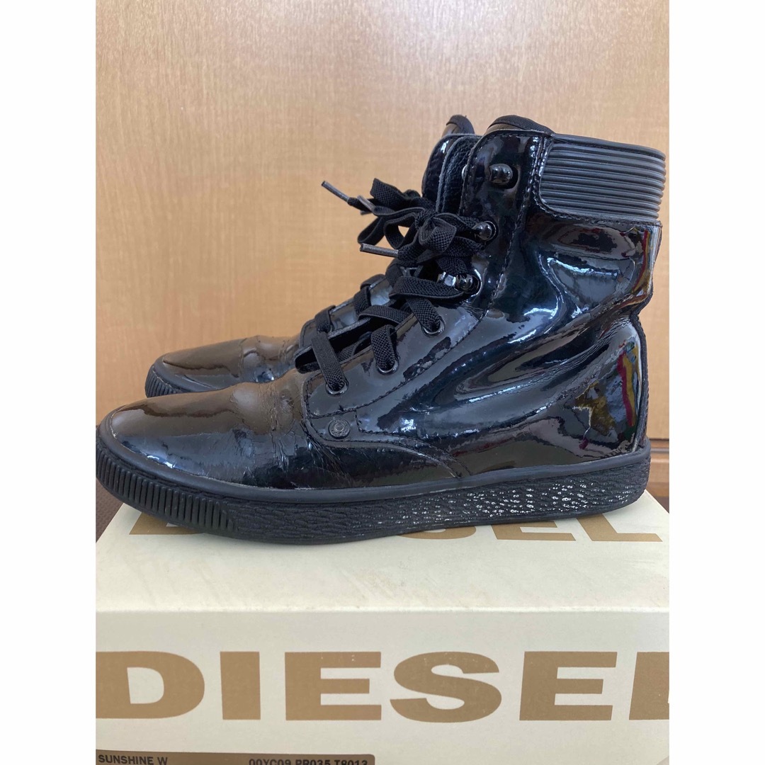 DIESEL(ディーゼル)のDIESEL レディースの靴/シューズ(ブーツ)の商品写真