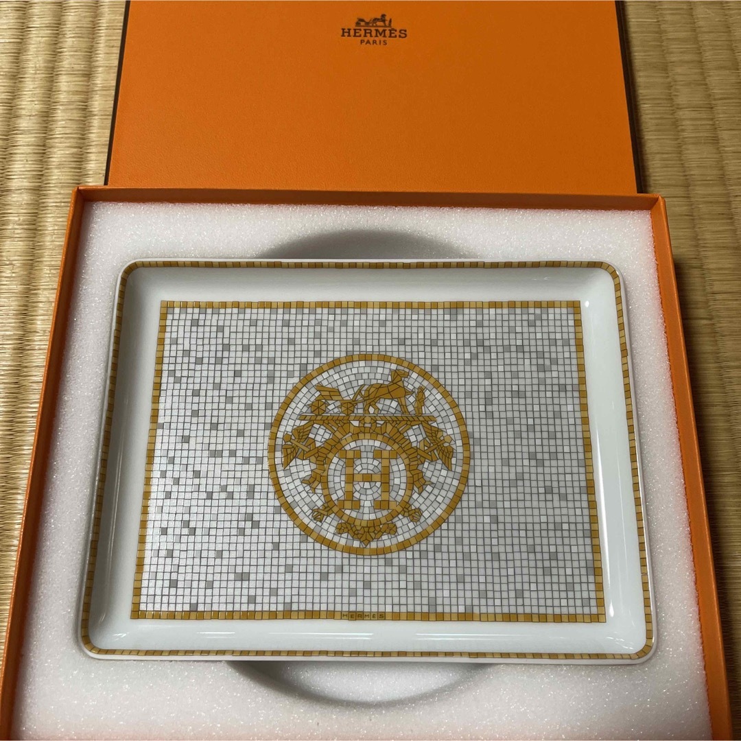 新品 HERMES プレート エルメス モザイク24 食器 ゴールド 食器 新品 HERMES プレート エルメス モザイク24 食器 ゴールド 食器