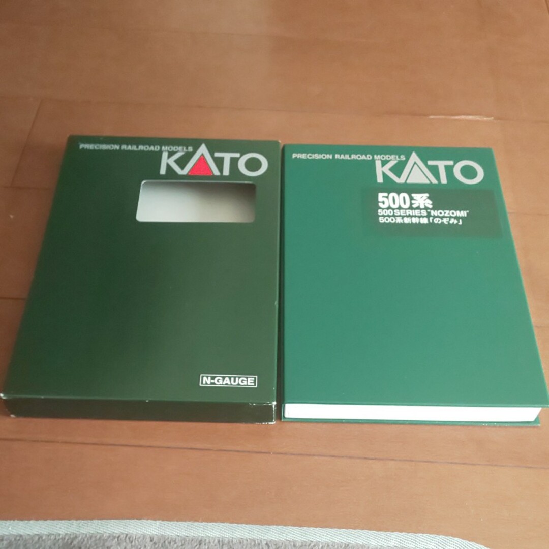 KATO`(カトー)の10-510 10-511 のぞみ500系8両 KATO エンタメ/ホビーのおもちゃ/ぬいぐるみ(鉄道模型)の商品写真