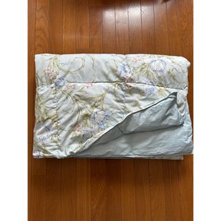 ニシカワ(西川)の【美品】薄手・軽量　西川  羽毛掛け布団   重ね掛け　ブルー(布団)