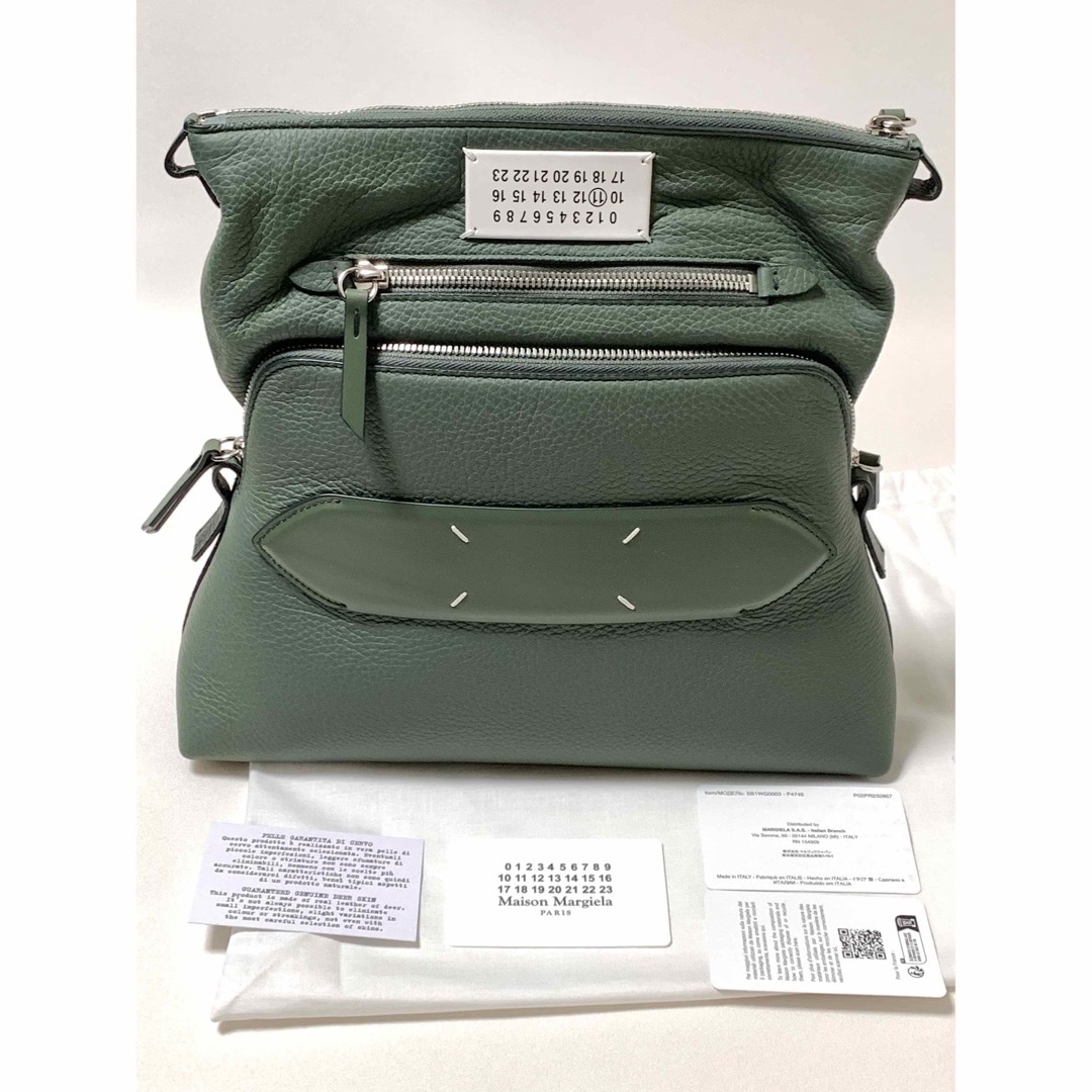 新品《 メゾン マルジェラ 》5AC レザー ショルダーバッグ 新品《 メゾン マルジェラ 》5AC レザー ショルダーバッグ