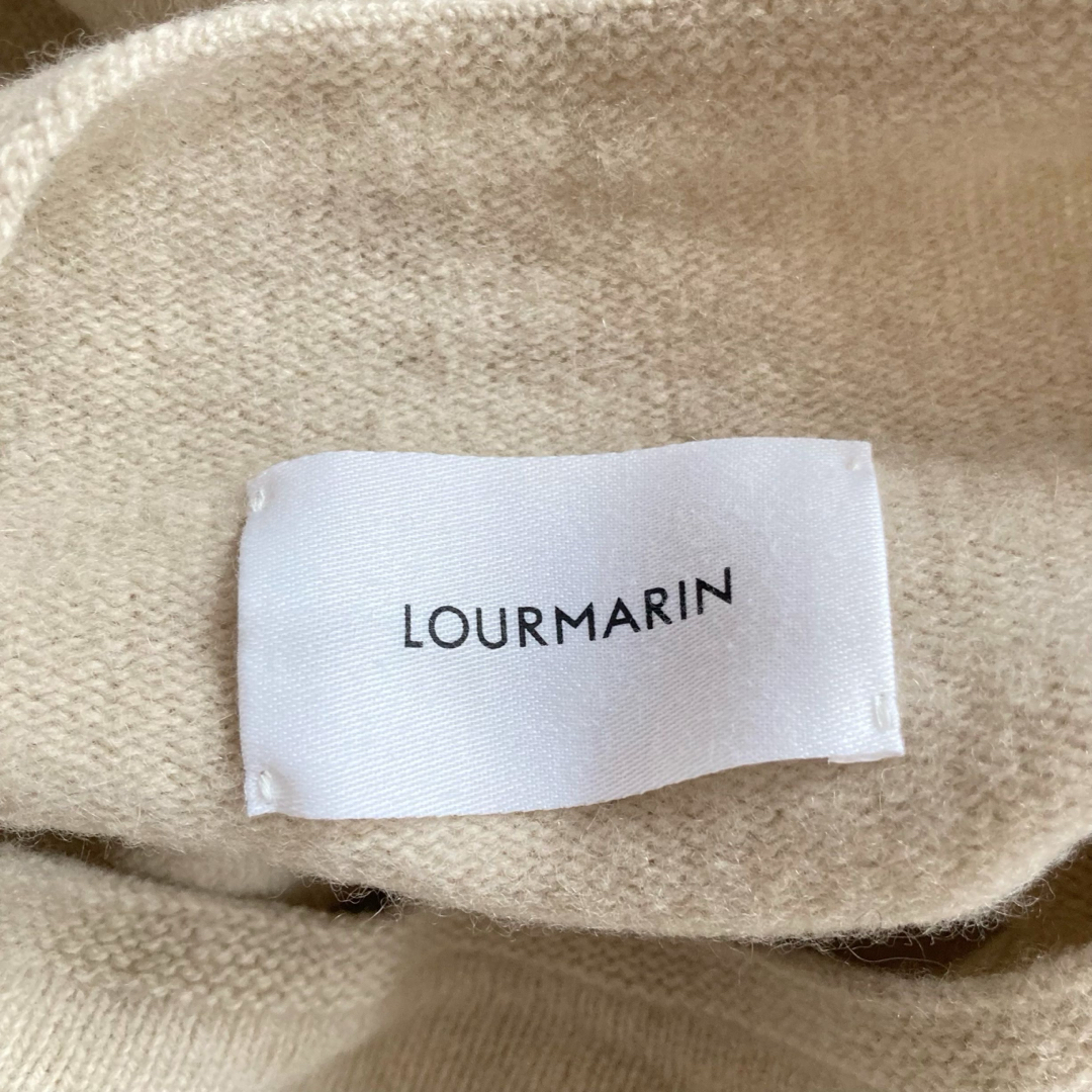 LOURMARIN(ルールマラン)の極美品　ルールマランメントポンチョベスト　カシミア混ウール　アイボリー レディースのトップス(ニット/セーター)の商品写真