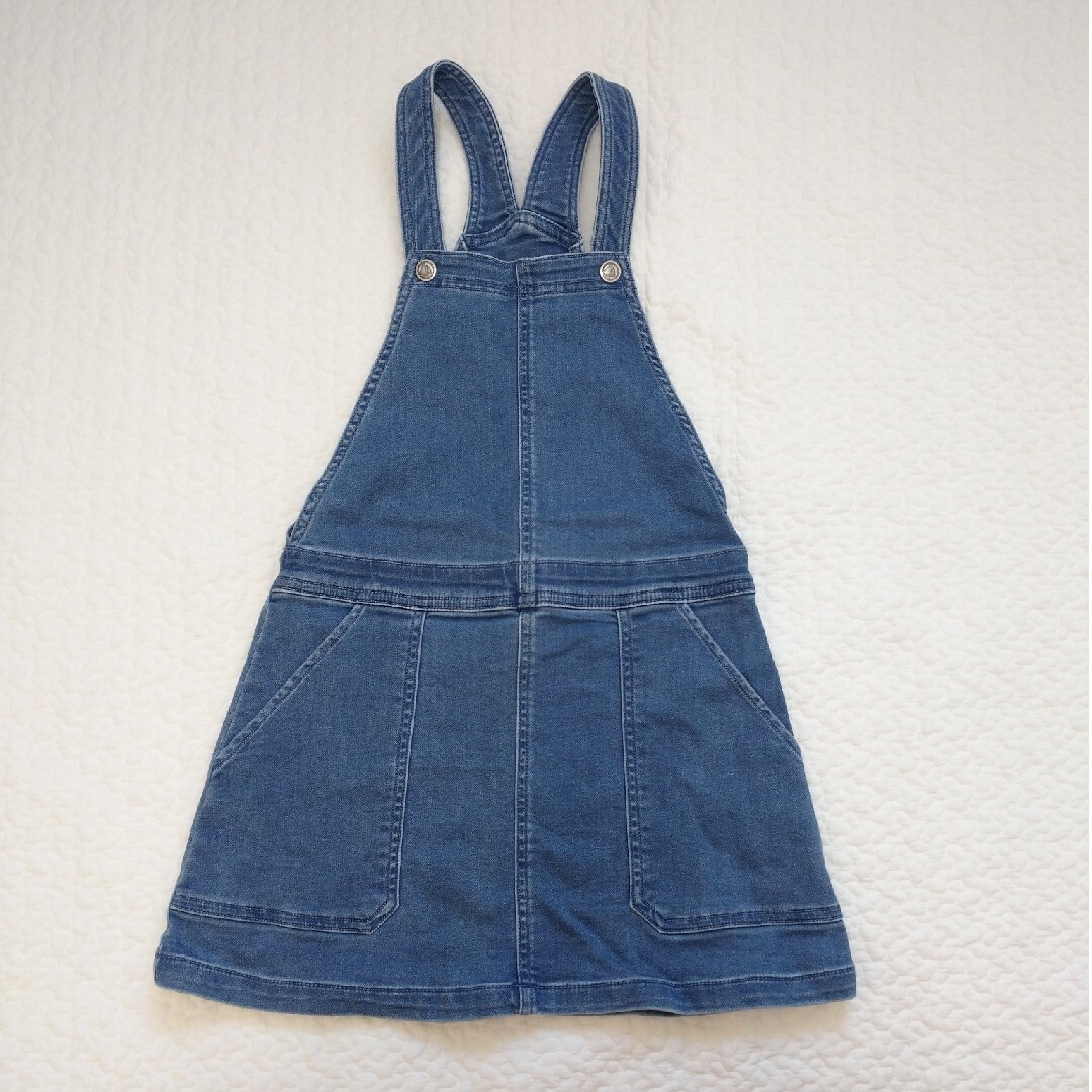 PETIT BATEAU(プチバトー)のプチバトー デニム ジャンパースカート 8A 128 キッズ/ベビー/マタニティのキッズ服女の子用(90cm~)(ワンピース)の商品写真