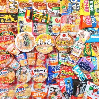 カップ麺　カップラーメン詰め合わせ　お菓子詰め合わせ　おかし　食品詰め合わせ　①(インスタント食品)