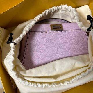 フェンディ(FENDI)のフェンディ　ピーカブー　アイコニックミニ　ライラッククオイオローマバッグ(ハンドバッグ)