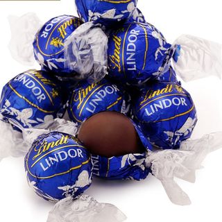 リンツ(Lindt)のリンツ チョコ ブラック 12個(菓子/デザート)