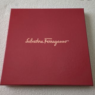 フェラガモ(Ferragamo)の値引き☆新品Ferragamo☆スカーフ(バンダナ/スカーフ)