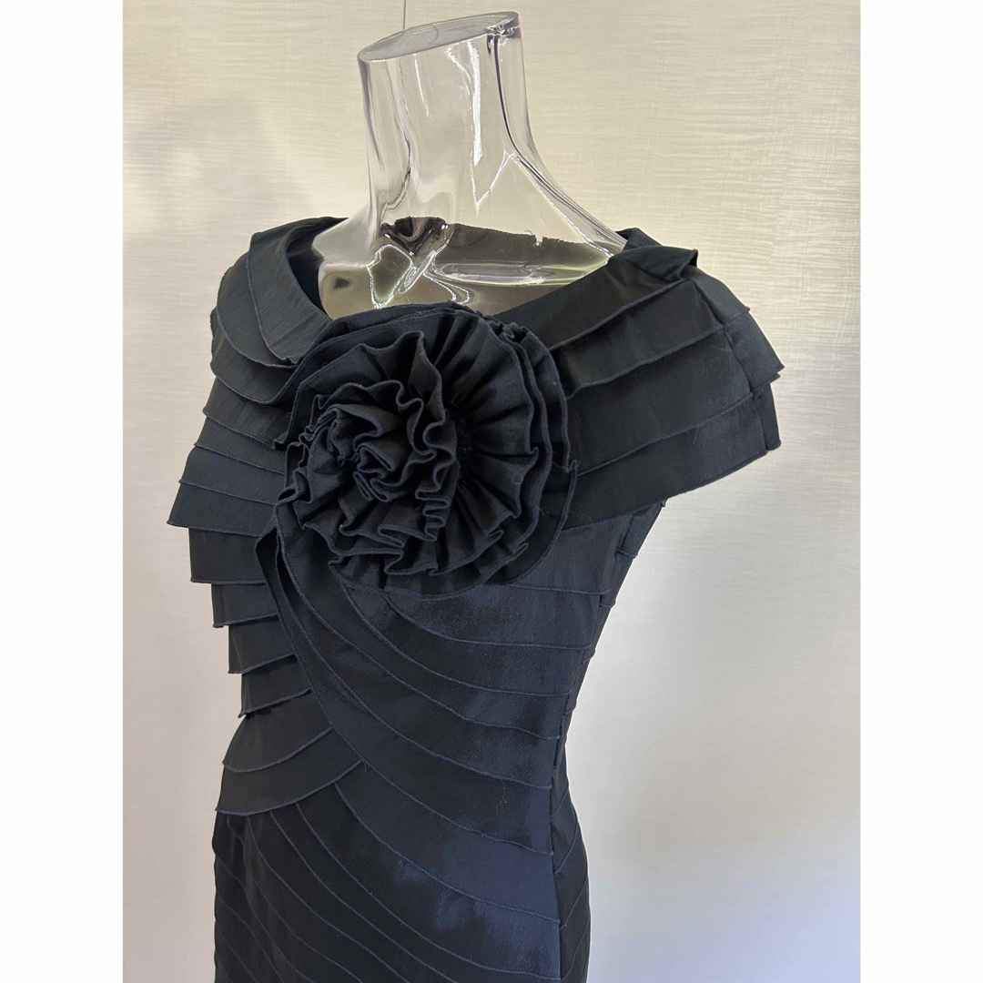 TADASHI SHOJI - タダシショージ 清楚な美ライン ワンピース TADASHI SHOJI - タダシショージ 清楚な美ライン ワンピース