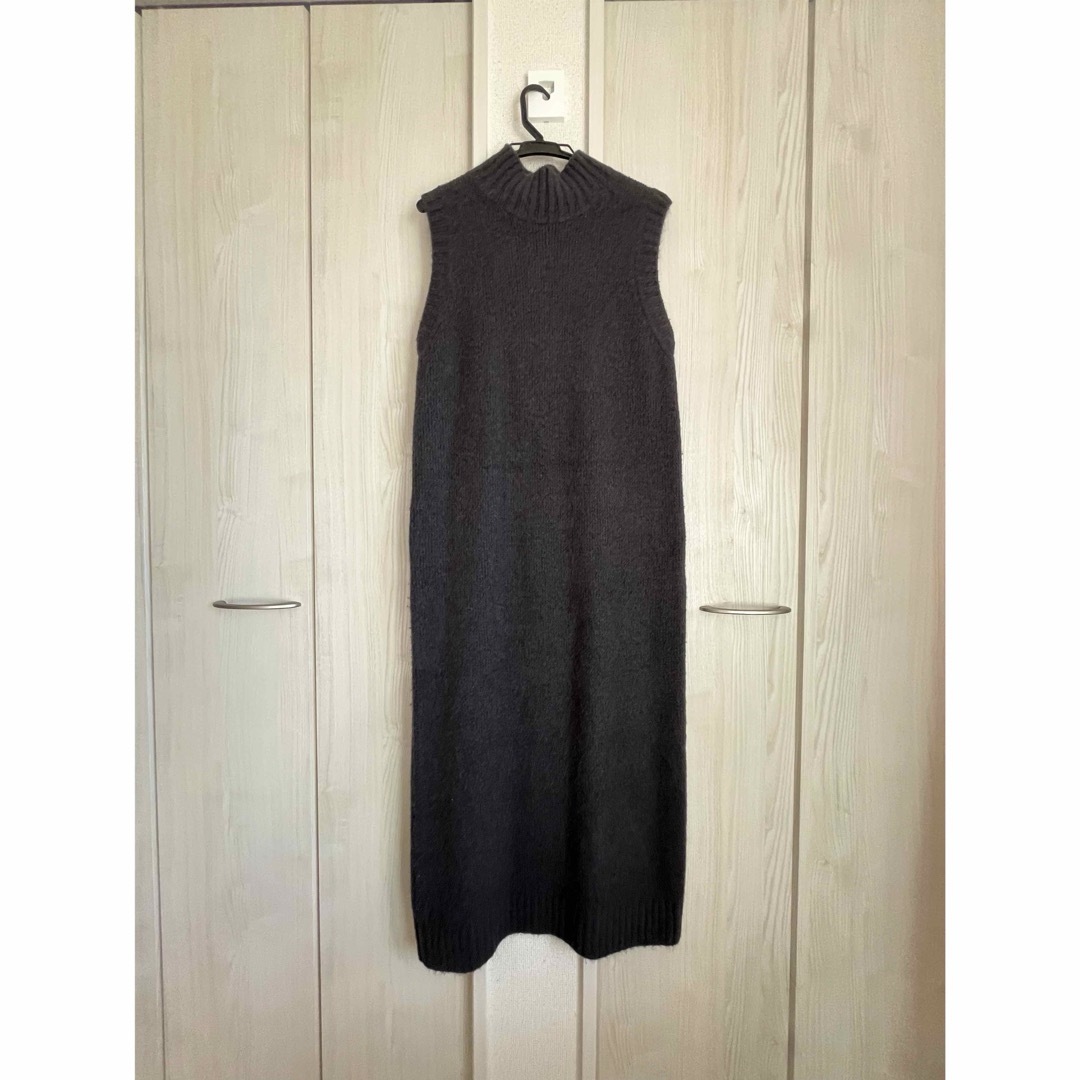 ZARA - ZARA ノースリーブニットワンピースの通販 by Tommy's ZARA - ZARA ノースリーブニットワンピースの通販 by Tommy's