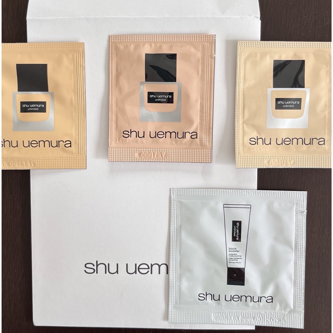 shu uemura(シュウウエムラ)のシュウウエムラ　サンプル4点 コスメ/美容のキット/セット(サンプル/トライアルキット)の商品写真