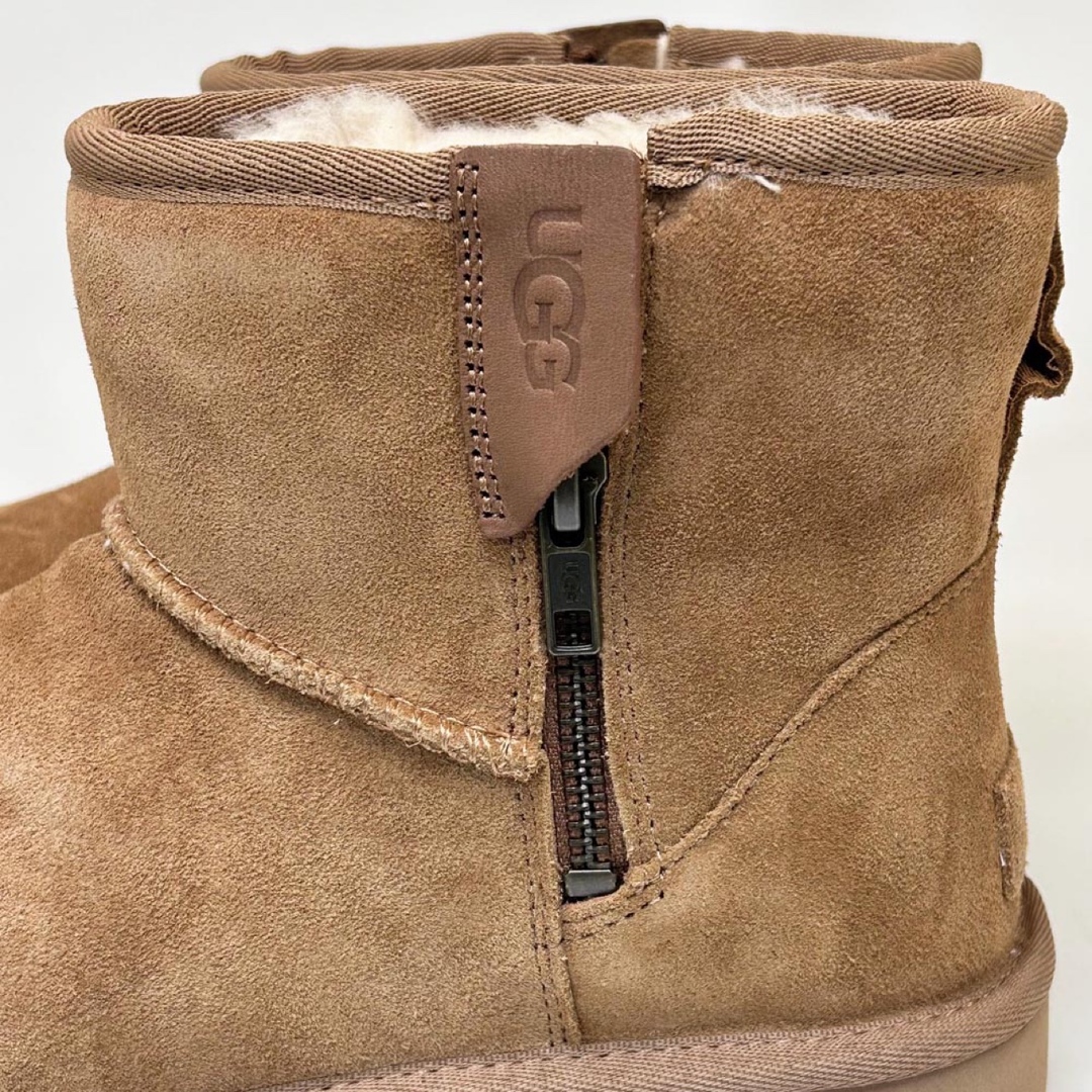 UGG - 新品 UGG アグ MINI BAILEY ZIP チェスナット 24.0cmの通販 by