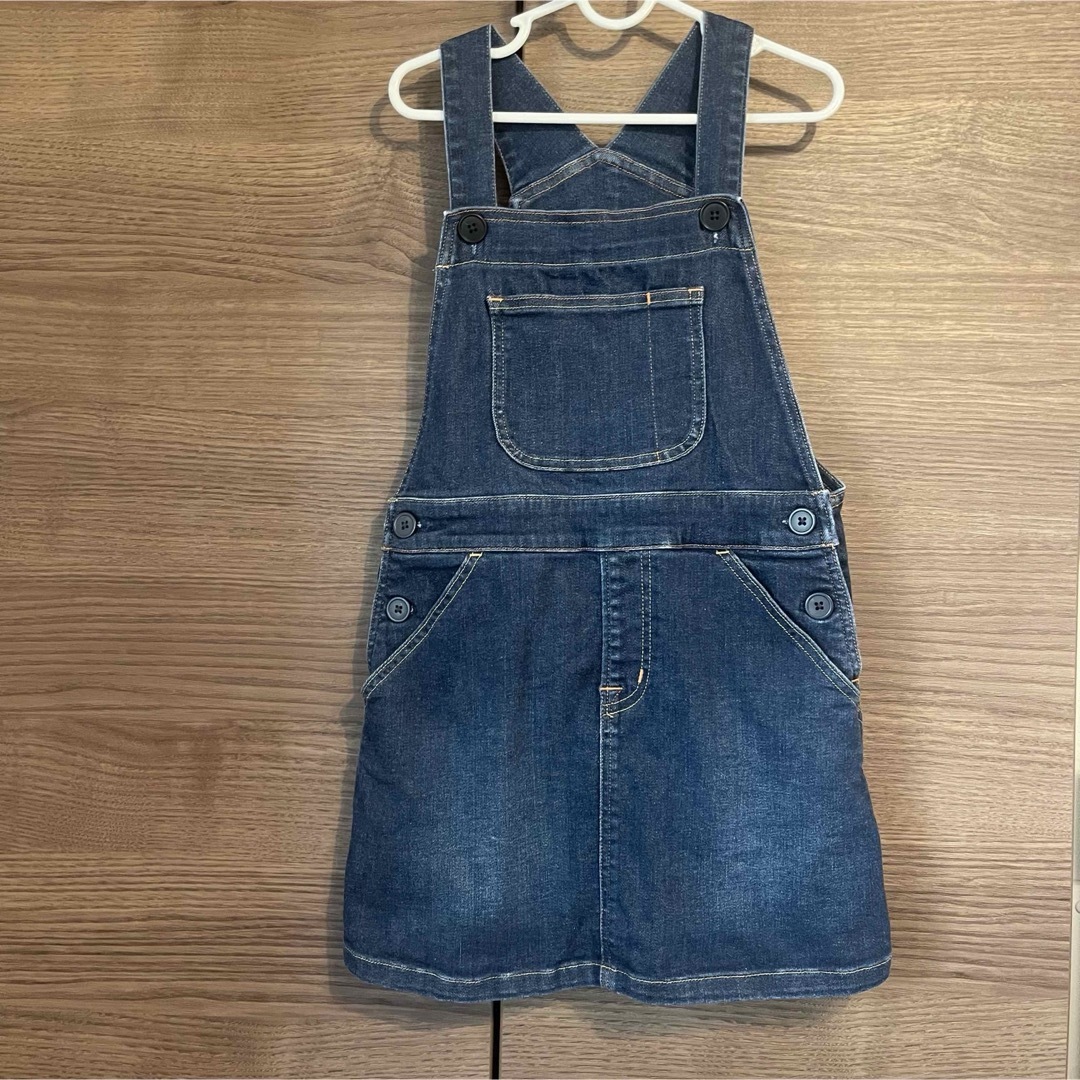 無印良品 デニムサロペット 130センチ キッズ/ベビー/マタニティのキッズ服女の子用(90cm~)(スカート)の商品写真