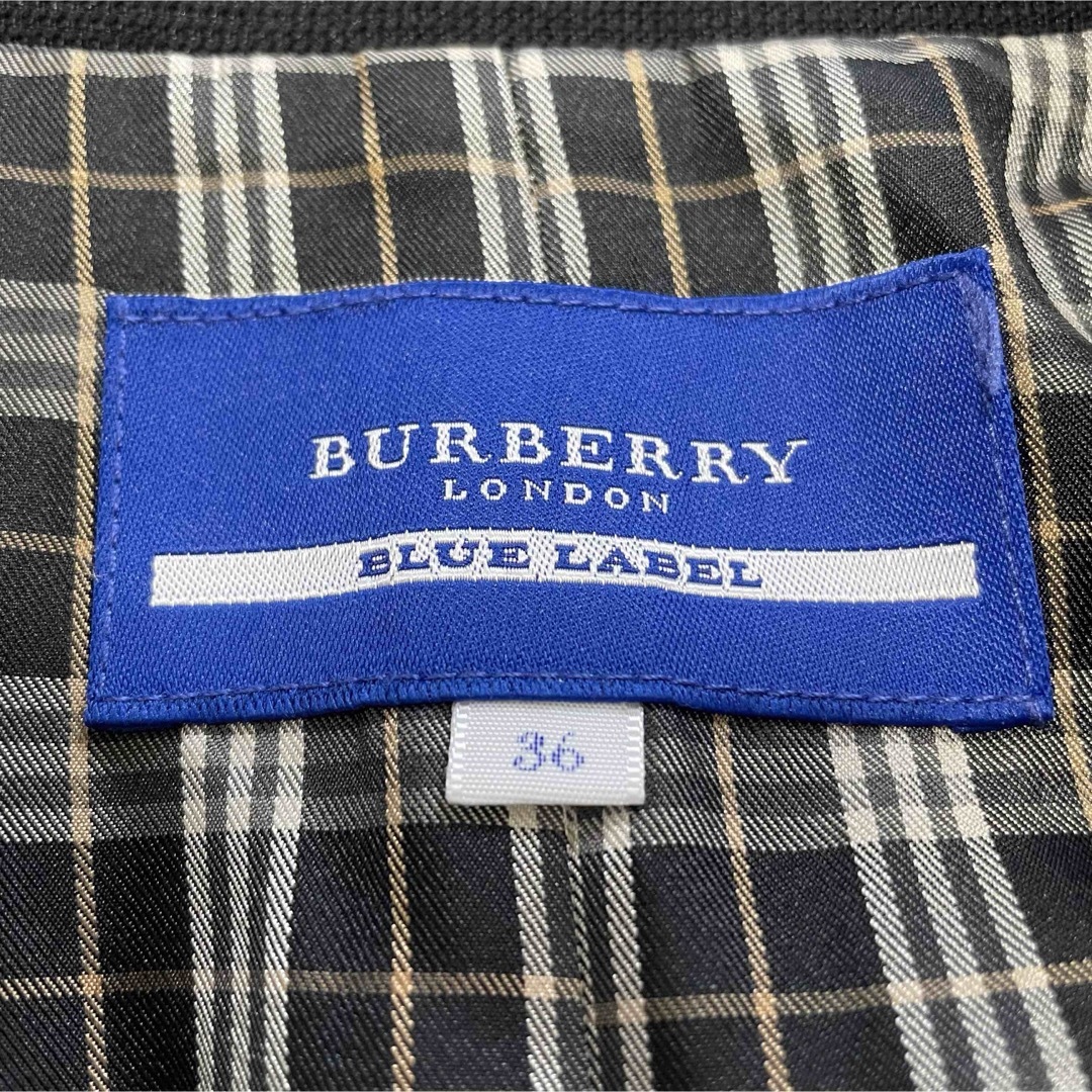 BURBERRY BLUE LABEL(バーバリーブルーレーベル)の美品　バーバリーブルーレーベル　テーラードジャケット　ブレザー　銀ボタン　黒　S レディースのジャケット/アウター(テーラードジャケット)の商品写真