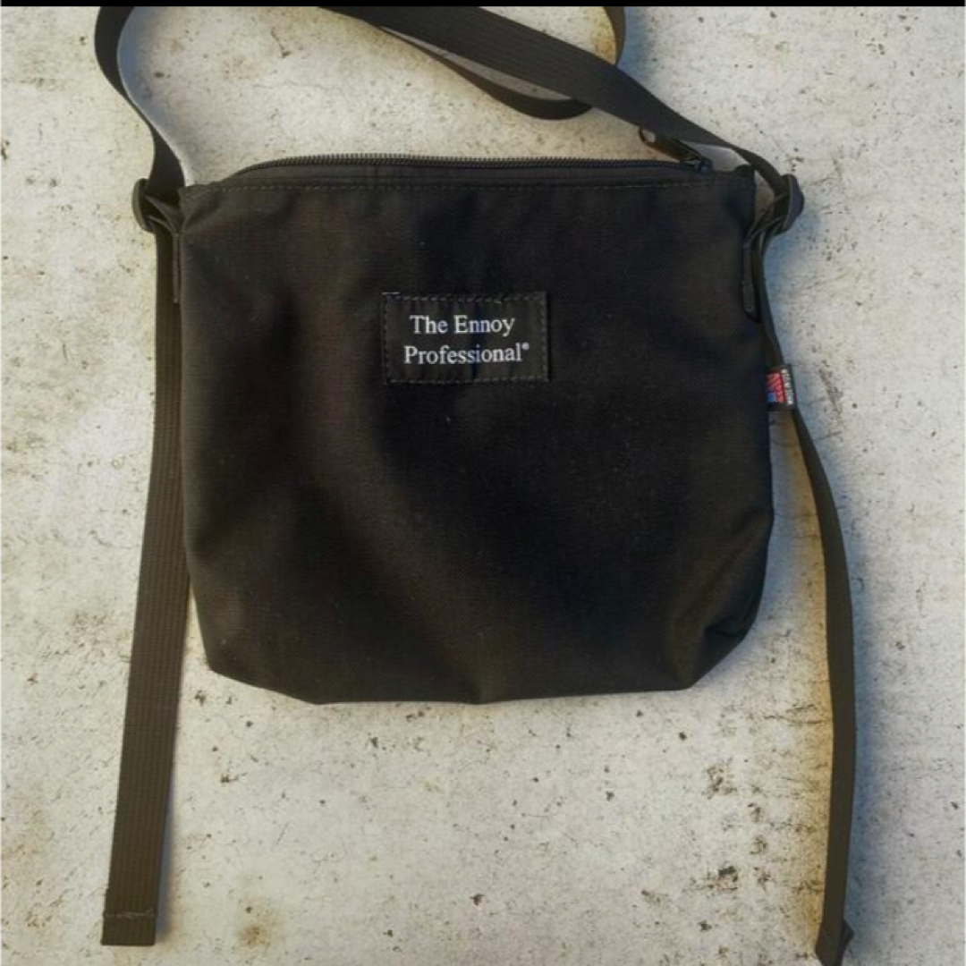 1LDK SELECT(ワンエルディーケーセレクト)のennoy サコッシュ メンズのバッグ(ショルダーバッグ)の商品写真