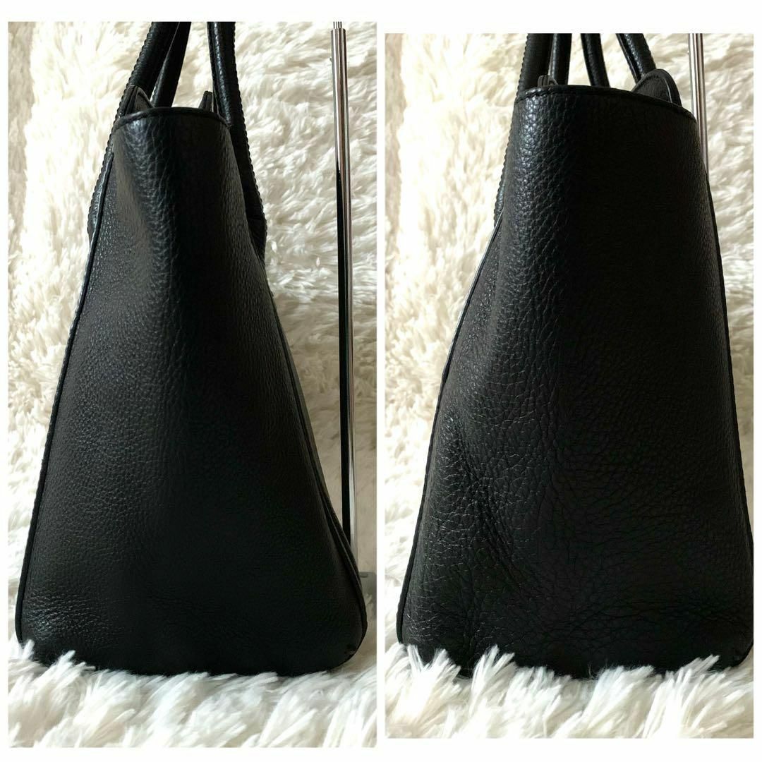 美品✨ フルラ トートバッグ カレッジ A4収納可能 レザー 肩掛け ブラック- 美品✨ フルラ トートバッグ カレッジ A4収納可能 レザー 肩掛け ブラック-