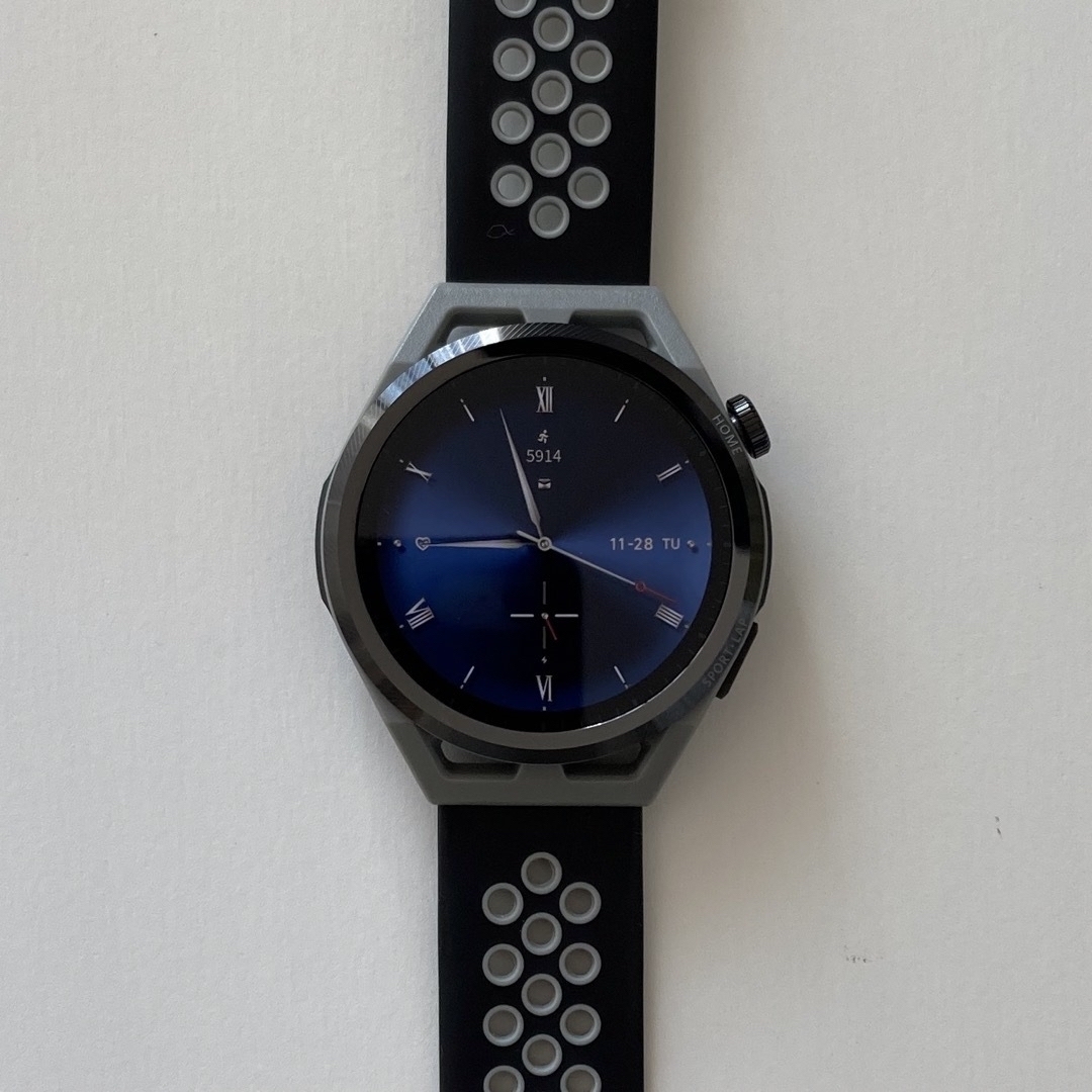 HUAWEI(ファーウェイ)のHUAWEI WATCH GT Runner スマートウォッチ メンズの時計(腕時計(デジタル))の商品写真