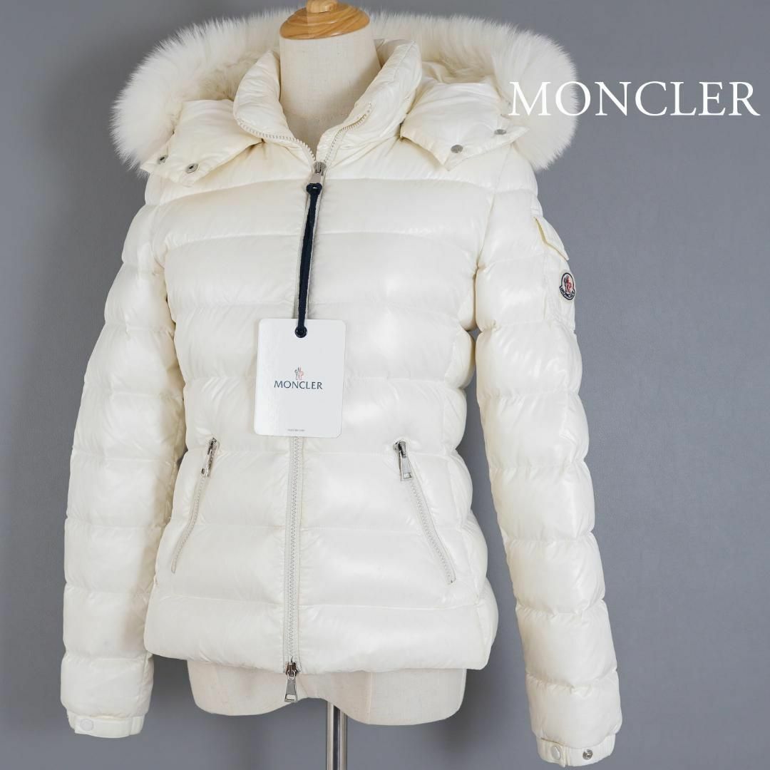 MONCLER(モンクレール)の最高級 モンクレール バディファー サイズ 0 白 国内正規 レディースのジャケット/アウター(ダウンジャケット)の商品写真