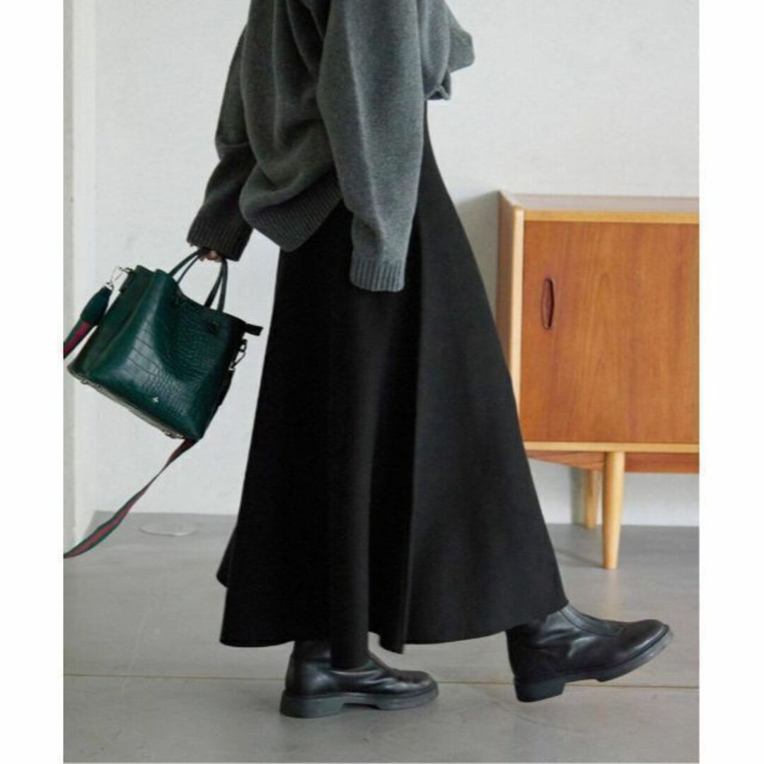 SLOBE IENA(スローブイエナ)の完売品 新品 SLOBE IENA ミラノリブニットフレアスカート ブラック レディースのスカート(ロングスカート)の商品写真