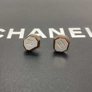 シャネル(CHANEL)の［正規品］CHANEL ココボタン ピアス(ピアス)