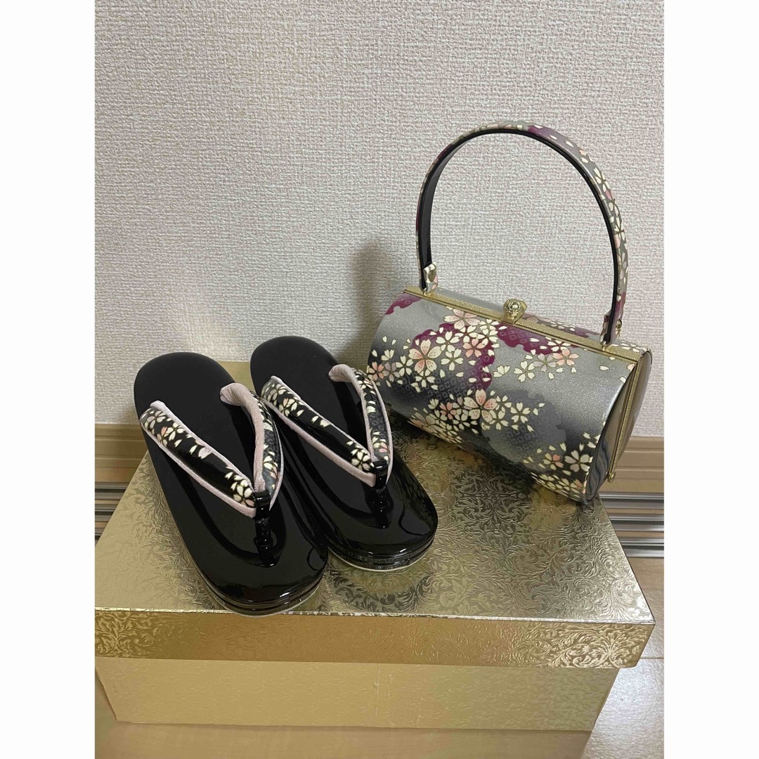和装 草履バッグセット 振袖用 帯地 金×白×紫 Mサイズ 三枚芯 w43-4 和装 草履バッグセット 振袖用 帯地 金×白×紫 Mサイズ 三枚芯 w43-4