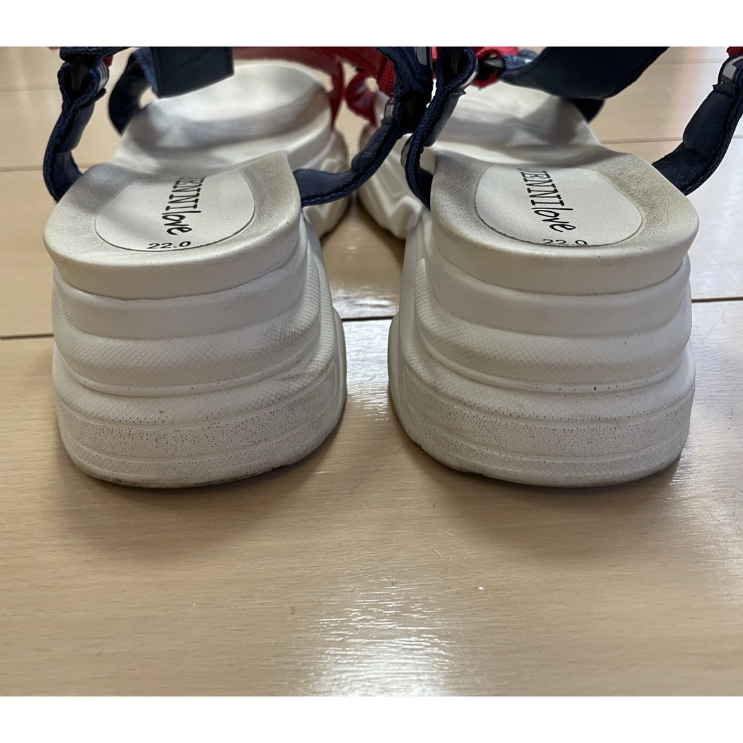 JENNI(ジェニィ)のJENNI LOVE サンダル　22㎝ キッズ/ベビー/マタニティのキッズ靴/シューズ(15cm~)(サンダル)の商品写真