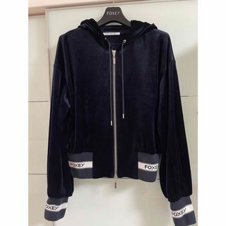 フォクシー(FOXEY)の通販 30,000点以上 | フォクシーを買うならラクマ