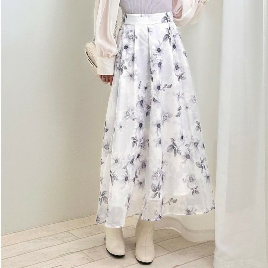 INGNI(イング)の花柄 オーガンジー スカート レディースのスカート(ロングスカート)の商品写真