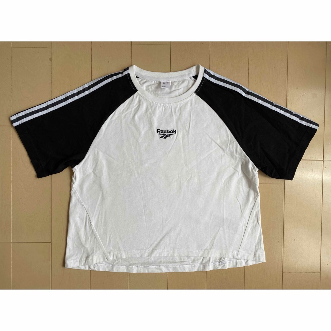 Reebok(リーボック)のReebok  Tシャツ [CL QD TEE] リーボック クロップド丈 レディースのトップス(Tシャツ(半袖/袖なし))の商品写真